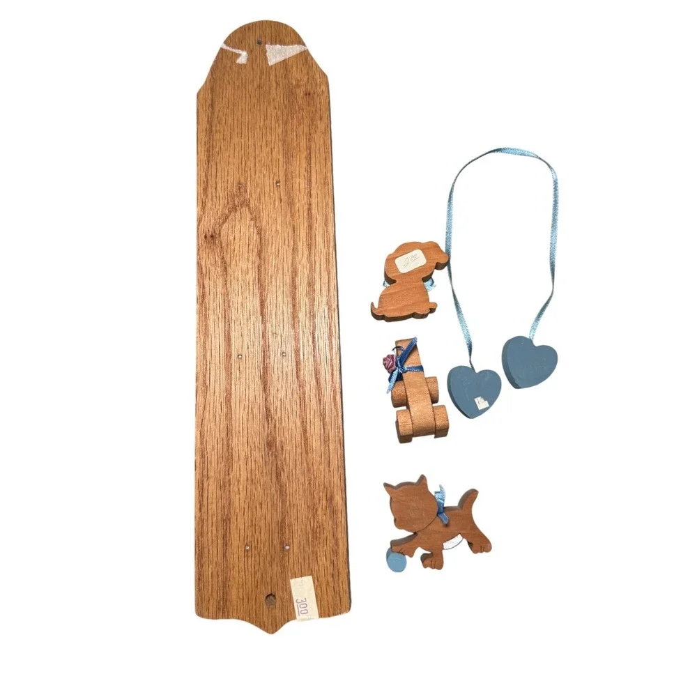 Vintage Wooden Trinket Shelf Wall Hanging Mini Animal Bear Cat Dog Heart Cottage